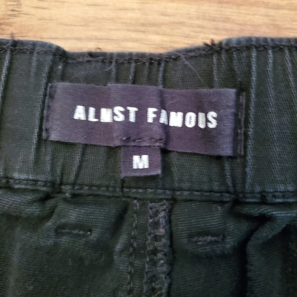 Almost Famous Denim Joggers Size Medium Black